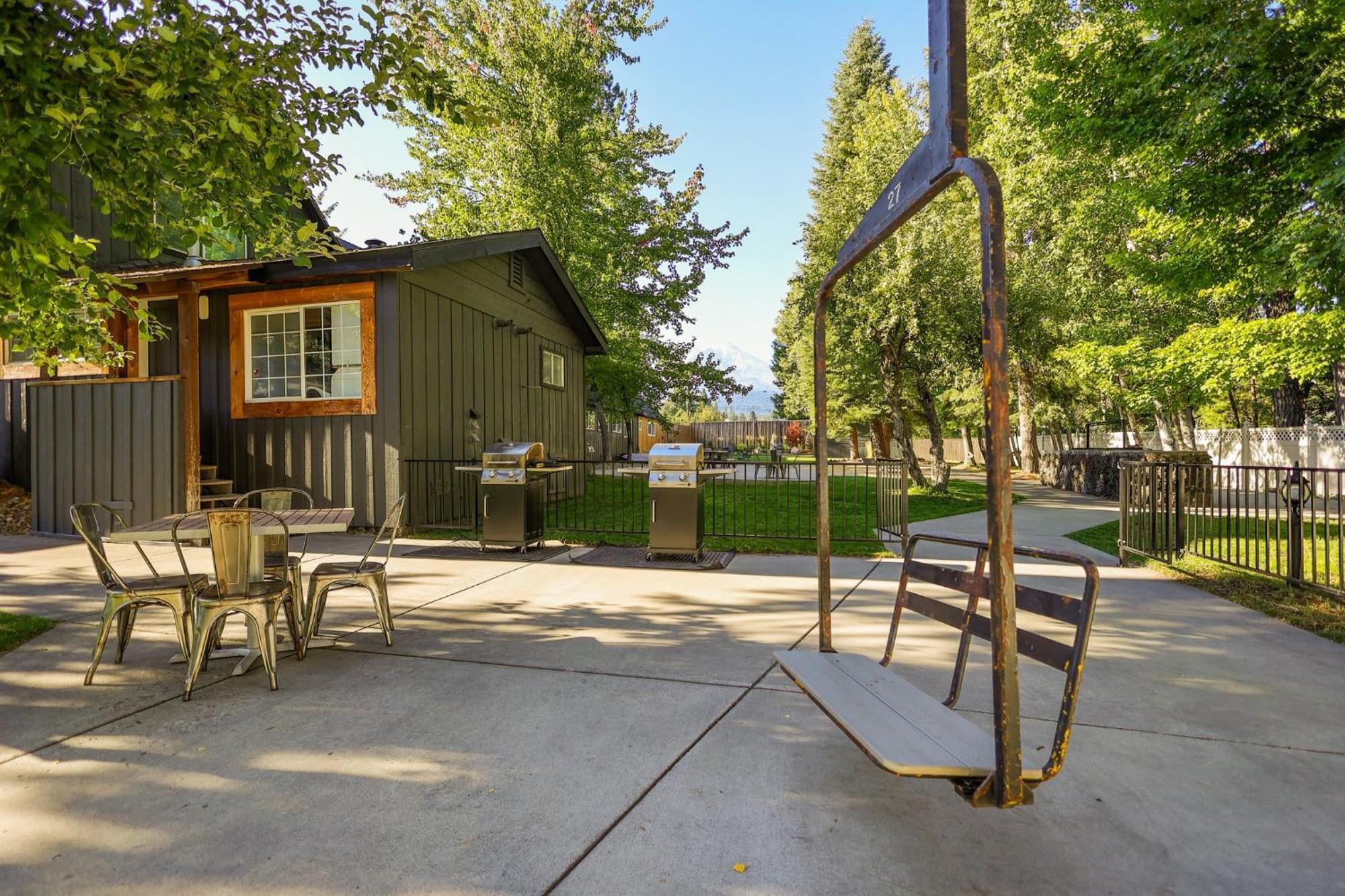 Shasta View Lodge McCloud Екстер'єр фото